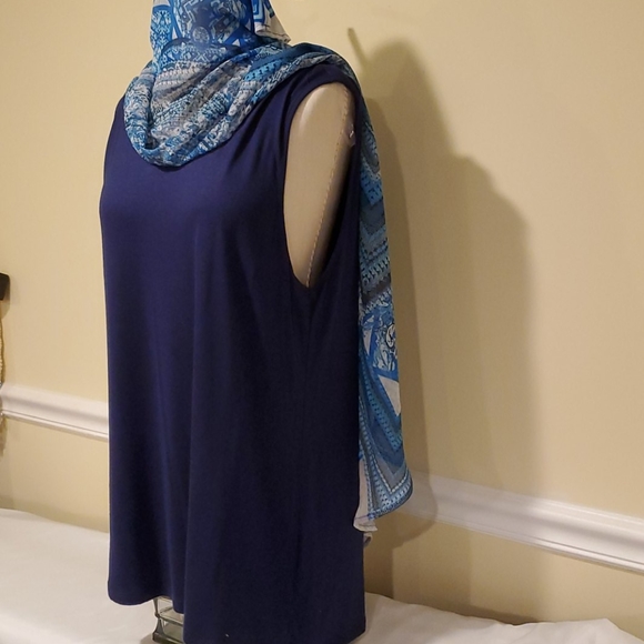 Blouse - Picture 3 of 8